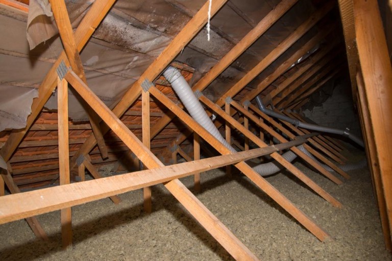 Optimiser l'isolation thermique de votre logement au Gué-de-Longroi